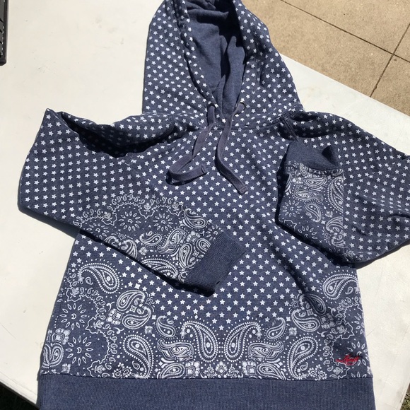 Levi’s Hoodie - Picture 1 of 4